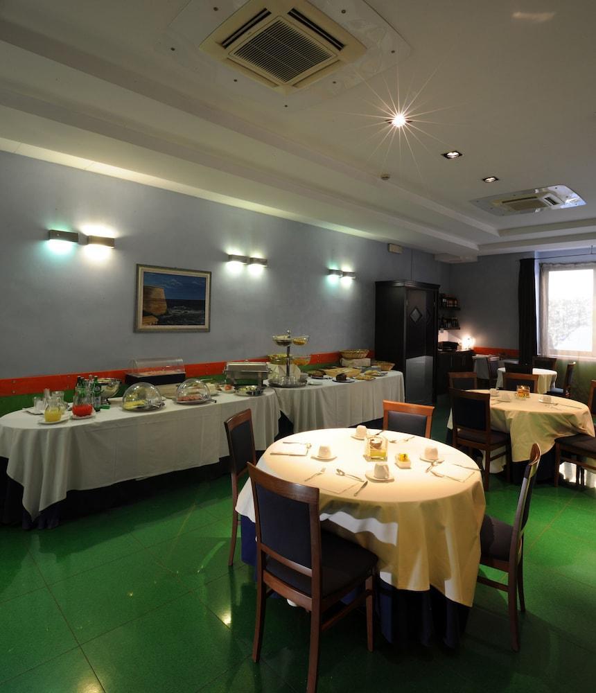 Panorama Hotel Syracuse ภายนอก รูปภาพ