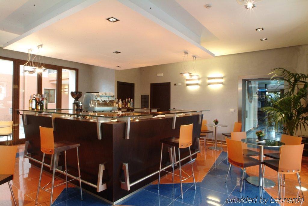 Panorama Hotel Syracuse ร้านอาหาร รูปภาพ
