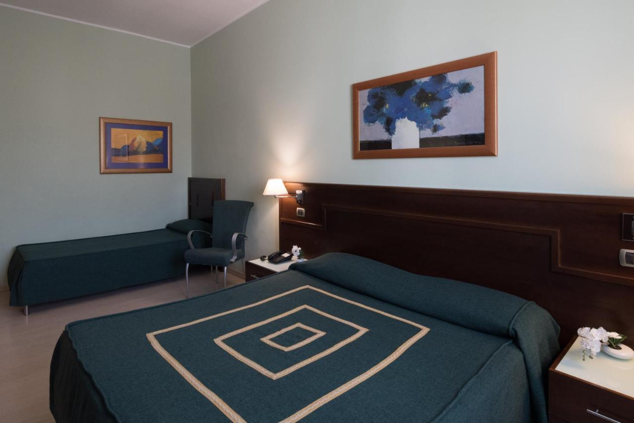 Panorama Hotel Syracuse ภายนอก รูปภาพ